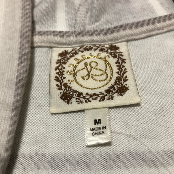 NWT Tru Self Women’s Long Sleeve Open Front Hooded Gray & White Plaid Cardigan M - Picture 3 of 10